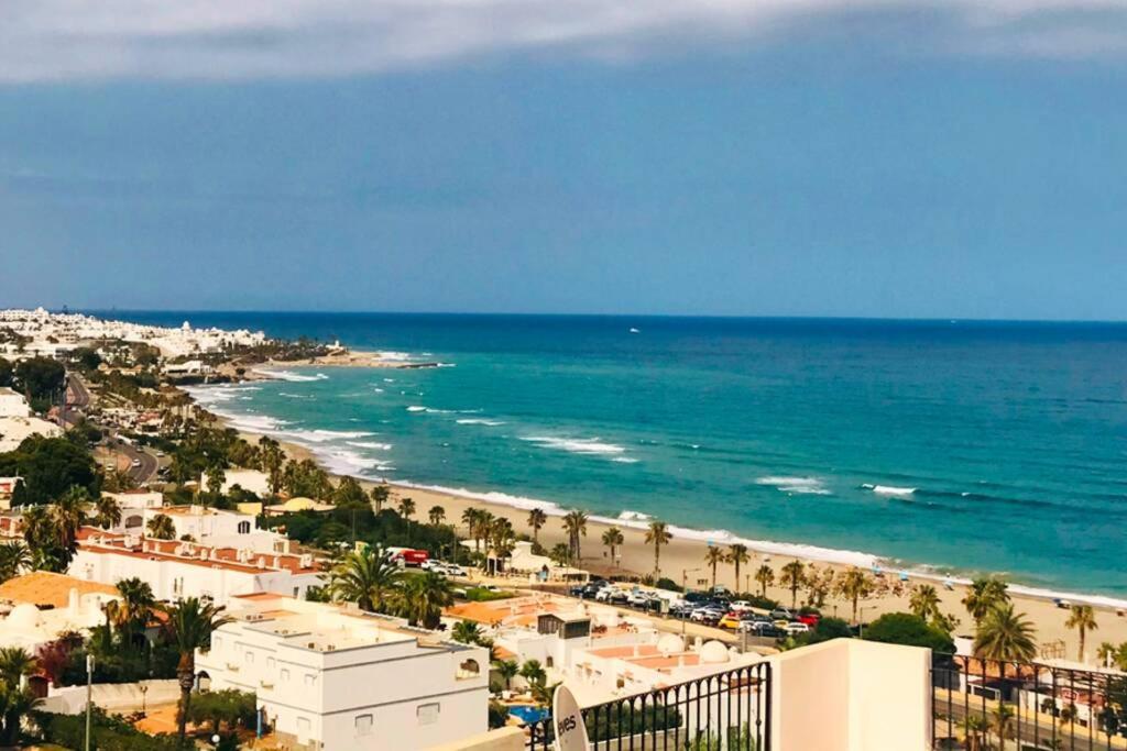 モハカルPenthouse With Large Terrace And Roof Solarium, With Amazing Sea Viewsアパートメント エクステリア 写真